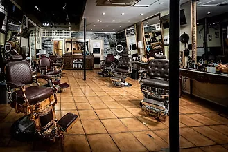 Old Skull Barbershop on Rua dos Aranhas in Funchal